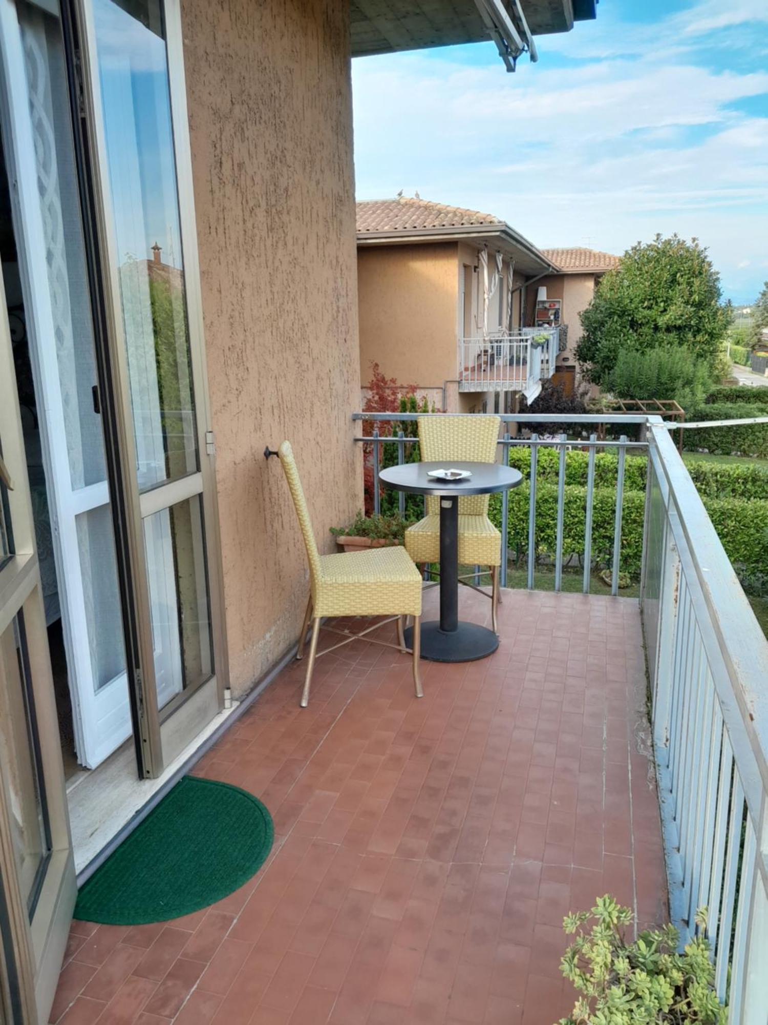 Ferienwohnung Casa Dell' Ulivo Desenzano del Garda Exterior foto